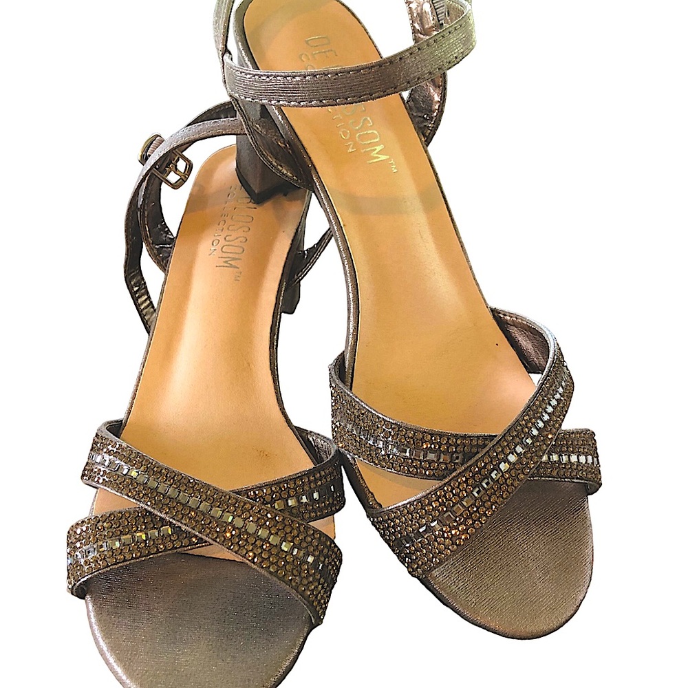 De Blossom Dress Sandals, Size 6.5, Color Pewter